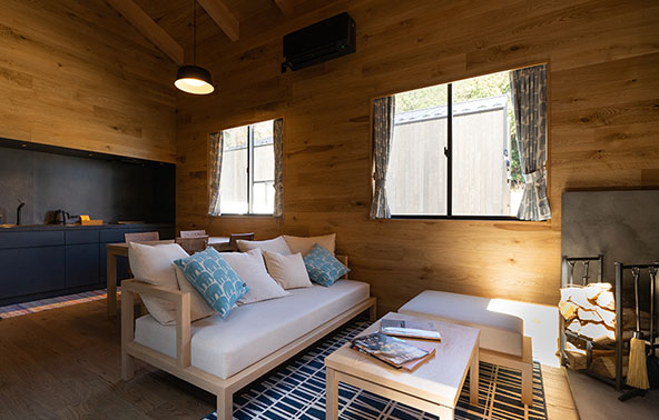 テント室内画像